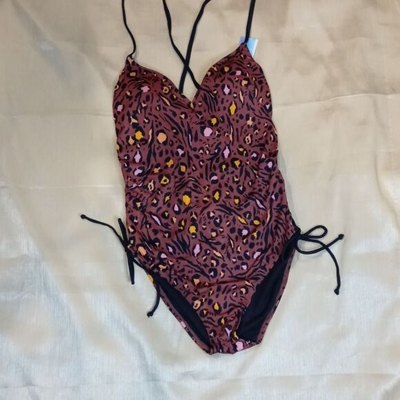 NWT Slimming Control Side-Tie Lace-Up 1 Piece Swimsuit - Picture 4 of 7